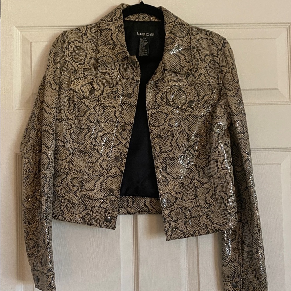 BEBE genuine leather snakeskin beige trucker jacket Xs